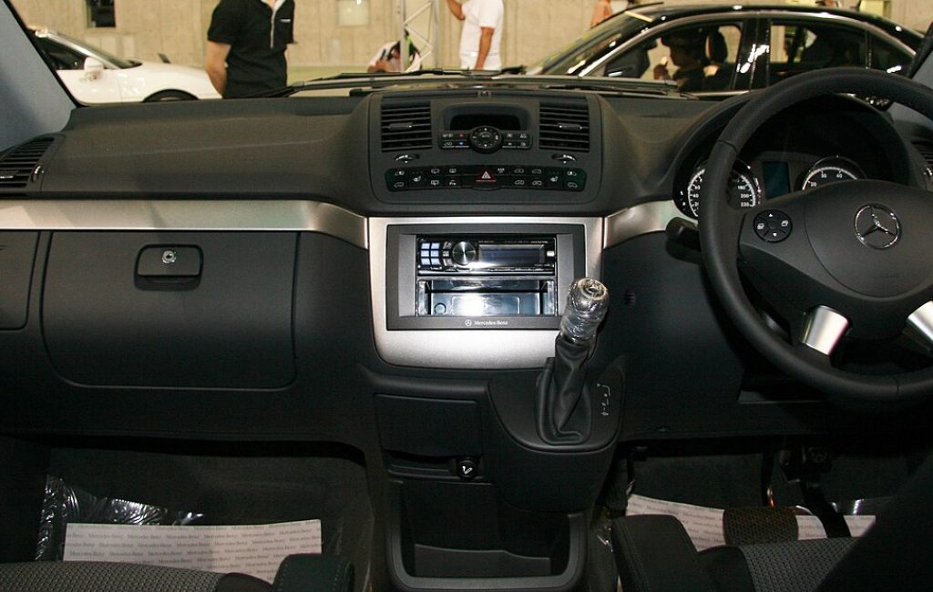 Luxury minivan (Mercedes V-Class) premium interior for VIP transfers in Paris, up to 7 passengers
